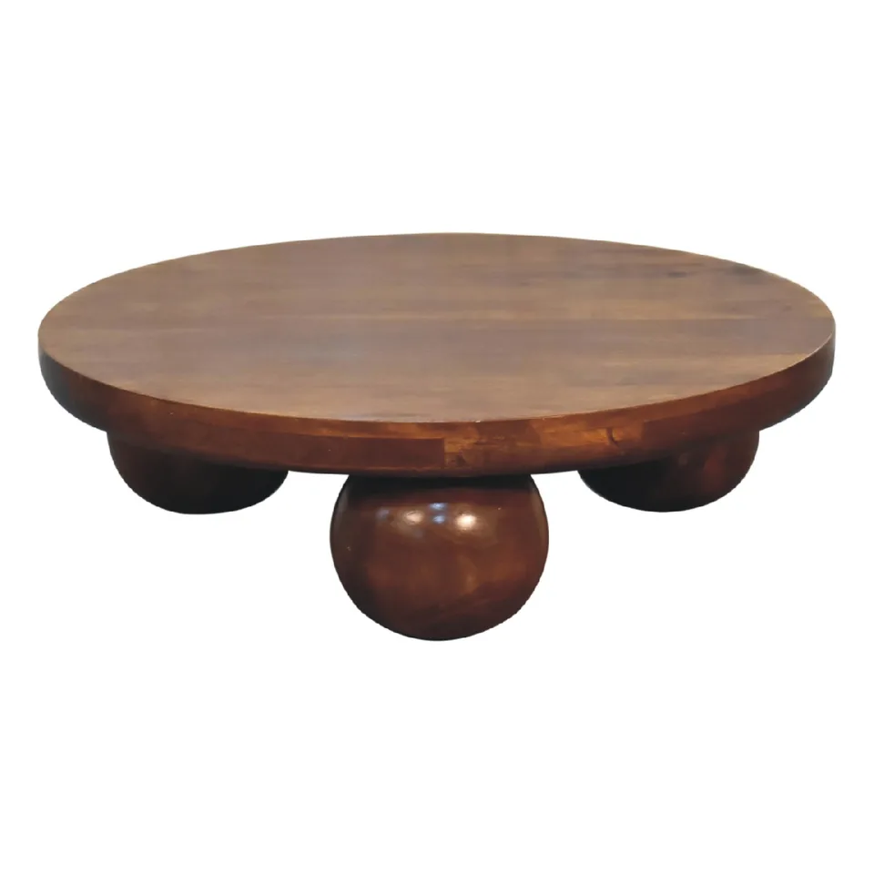 Tavolino in finitura castagna · L 80 × P 80 × H 23 cm