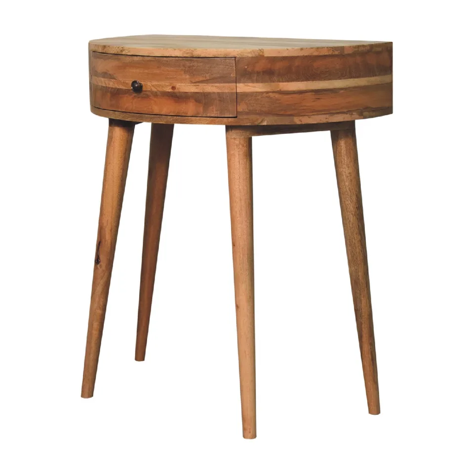 Consolle in finitura rovere · L 70 × P 40 × H 80 cm