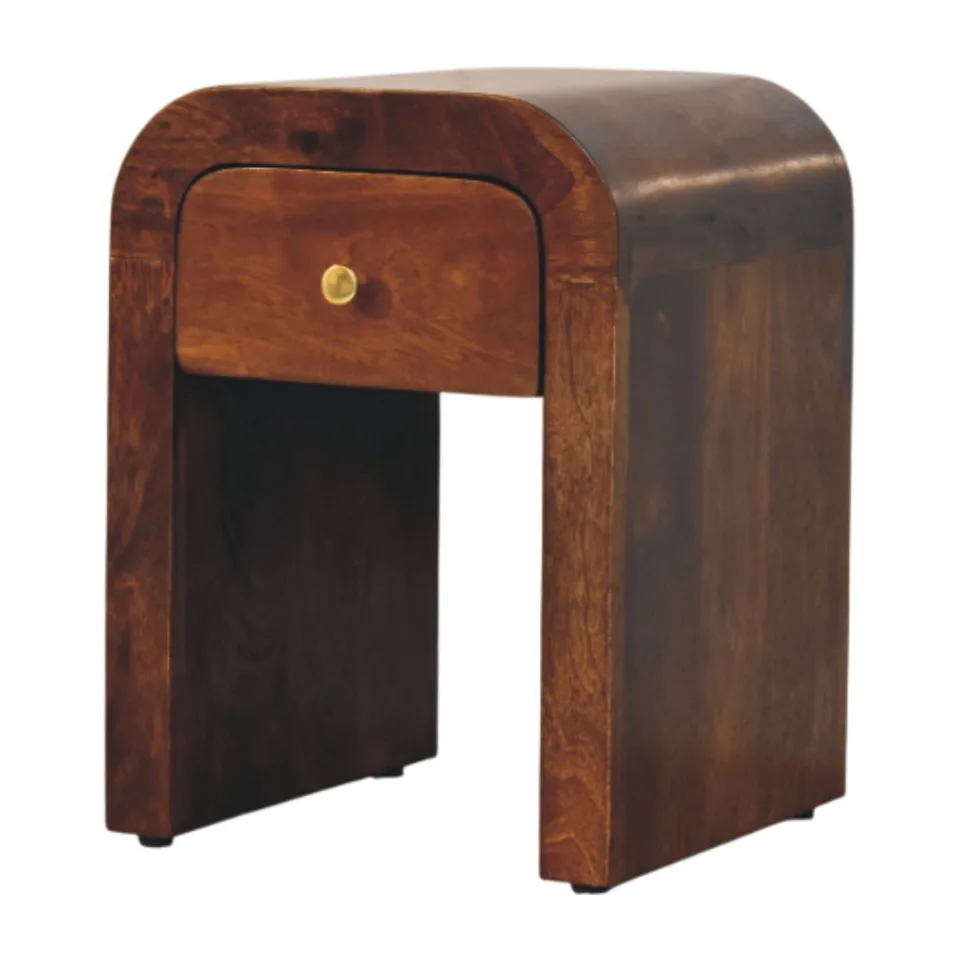Comodino in finitura castagna · L 30 × P 30 × H 40 cm · Modello IN3978
