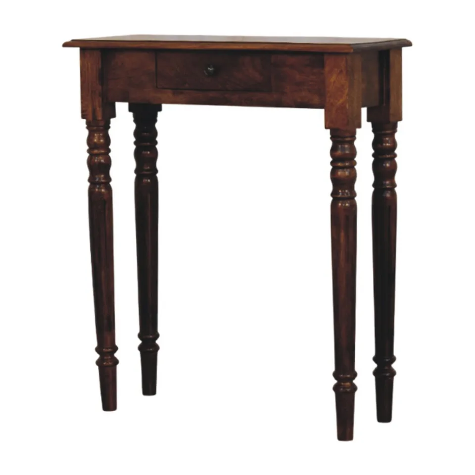 Consolle in finitura castagna · L 70 × P 25 × H 80 cm