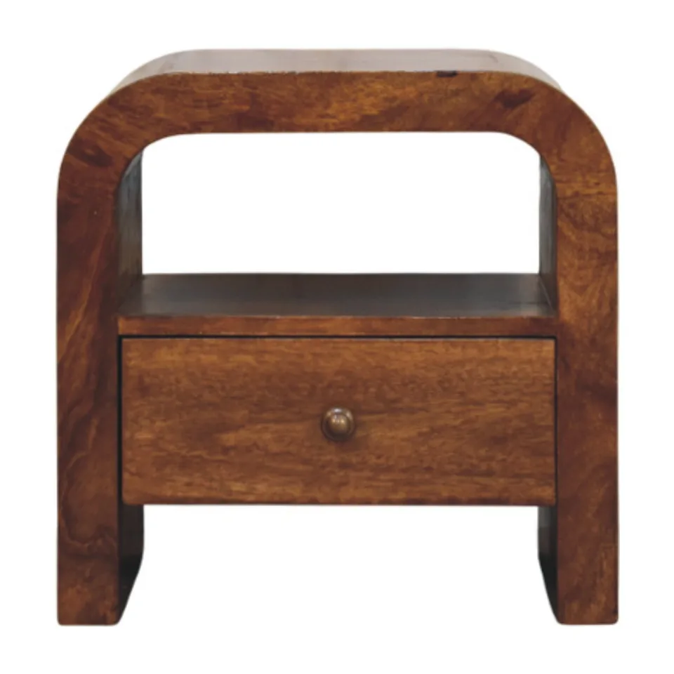 Comodino in finitura castagna · L 45 × P 35 × H 45 cm
