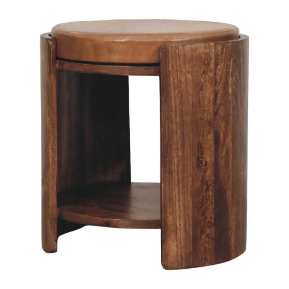 Sgabello in pelle · L 38 × P 38 × H 41 cm